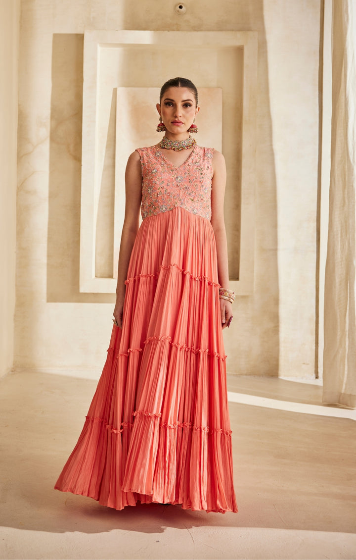 Leher gown