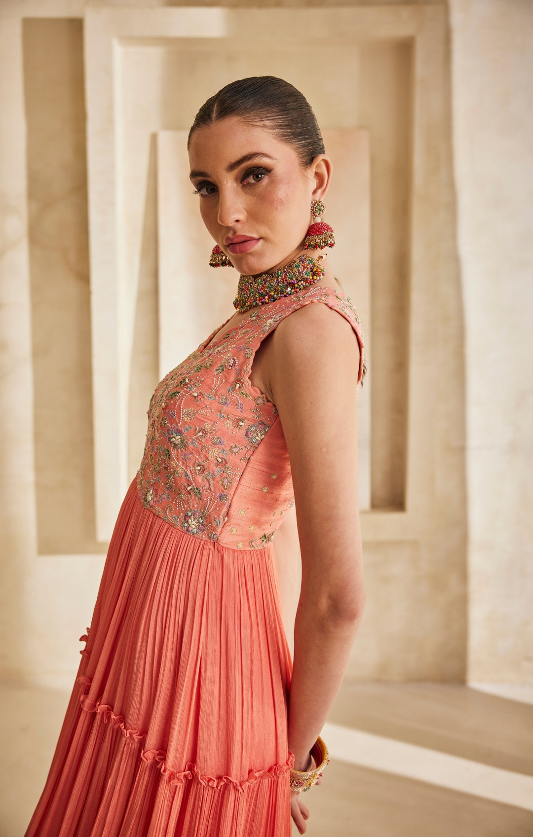 Leher gown