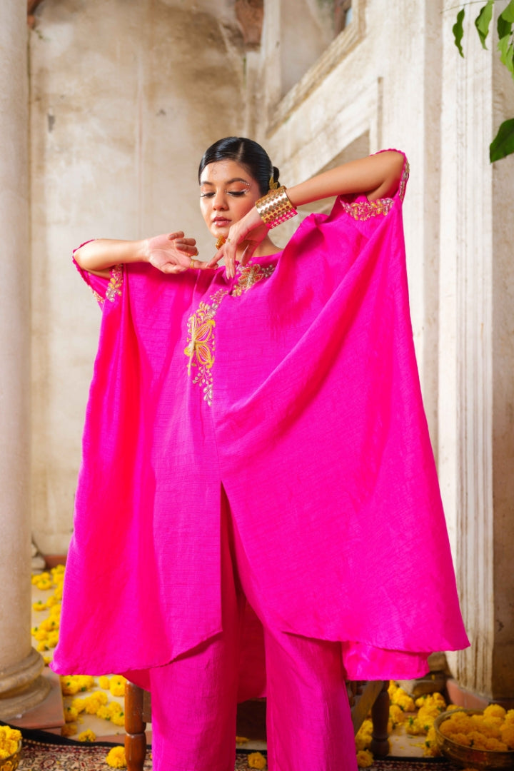 Gulaal kaftan kurta set