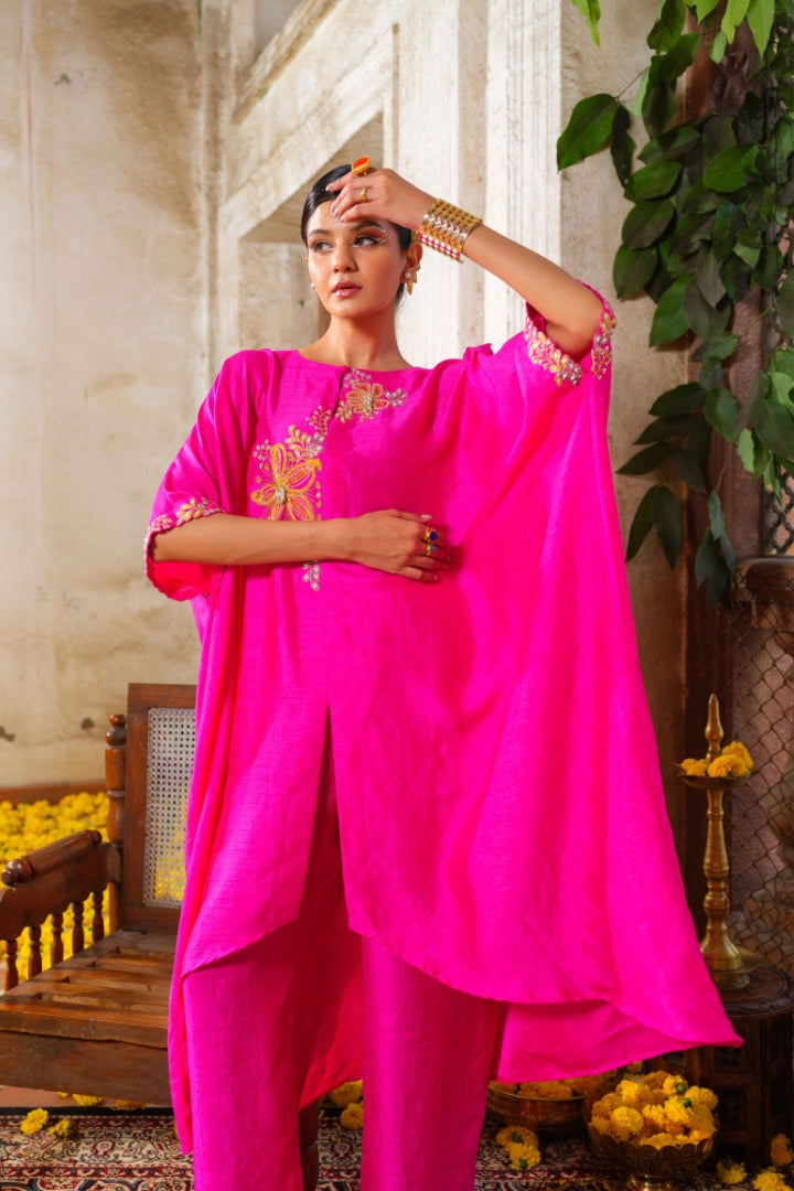 Gulaal kaftan kurta set