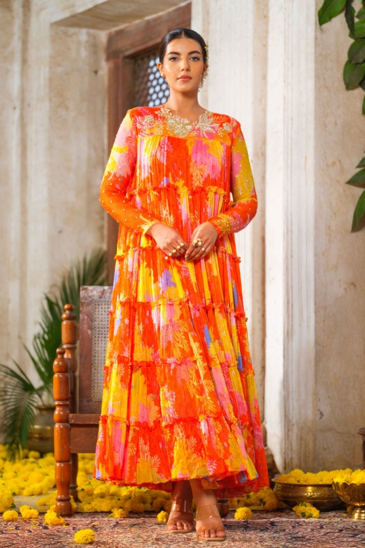 Gul tiered gown