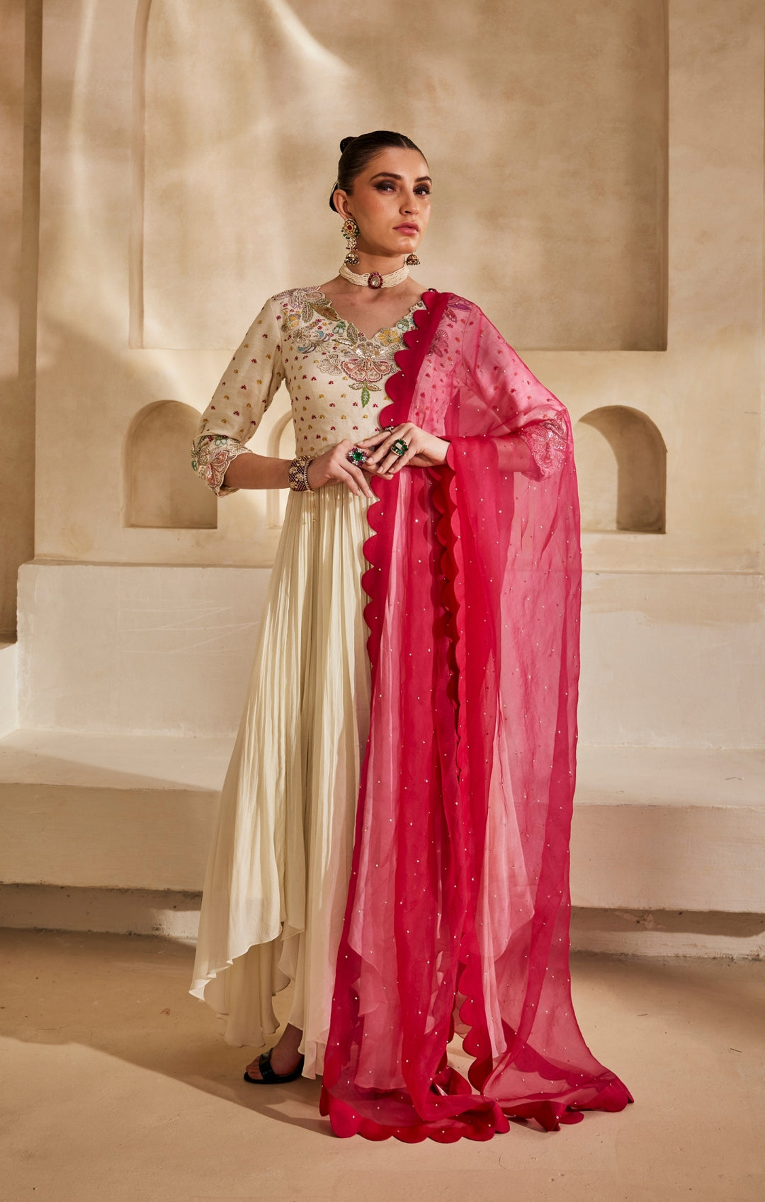 Gulaabi anarkali set