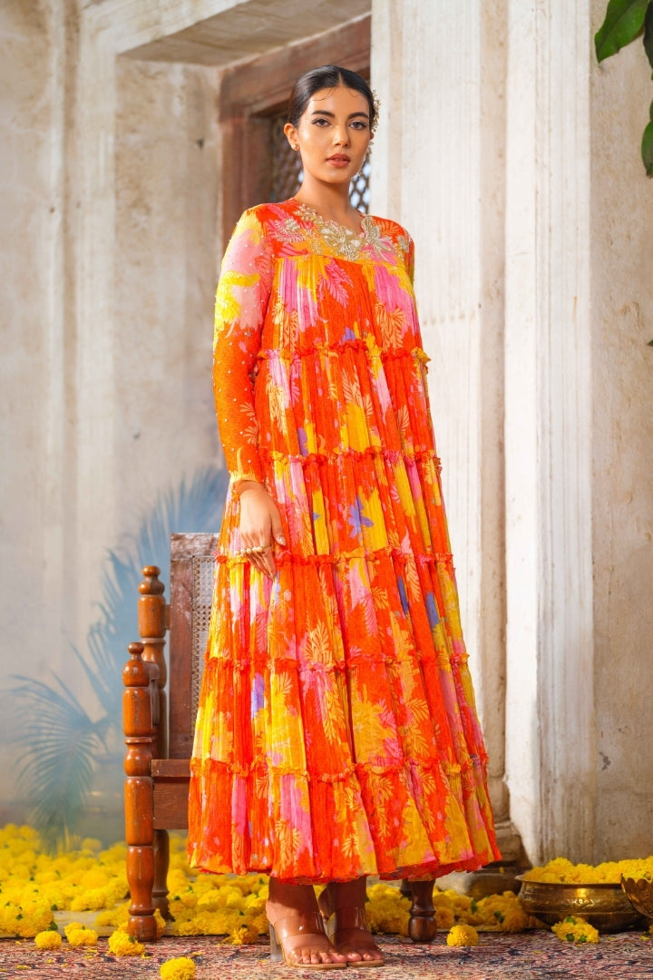 Gul tiered gown