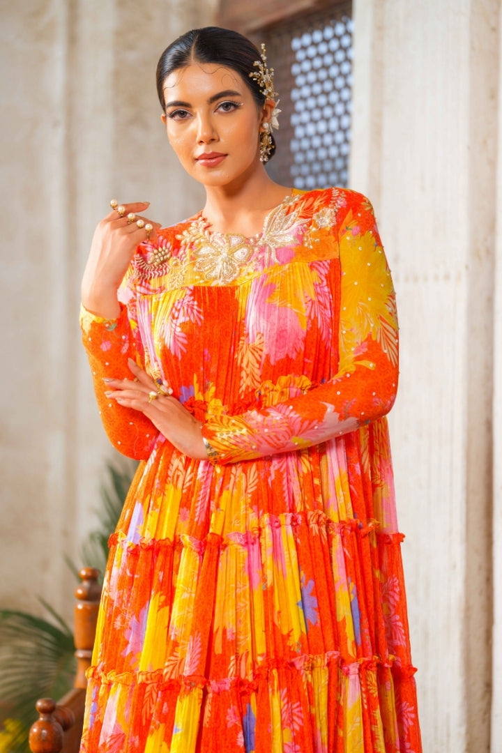 Gul tiered gown