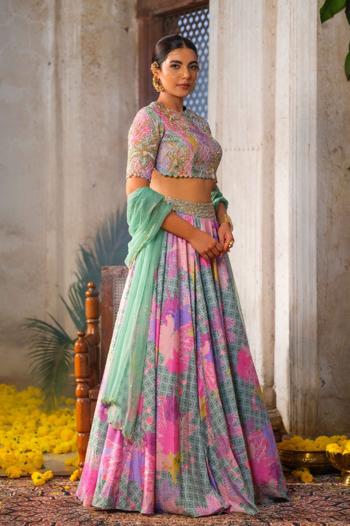 Aira lehenga set
