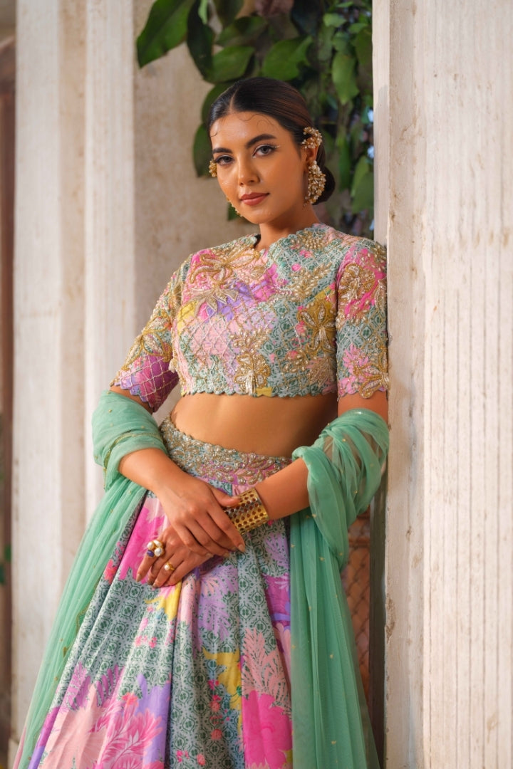 Aira lehenga set