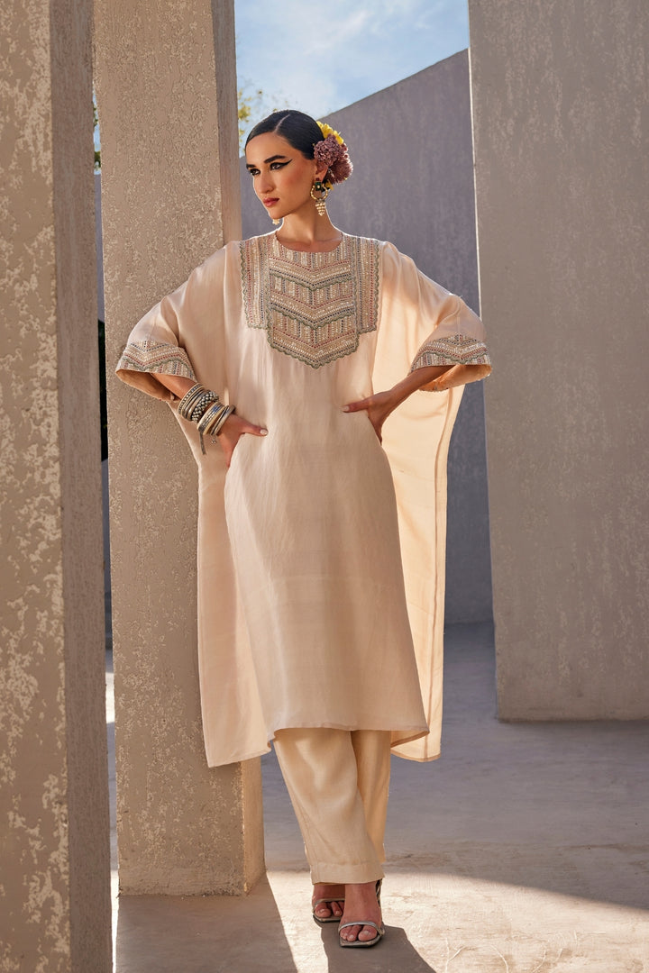 Soma Kaftan Set