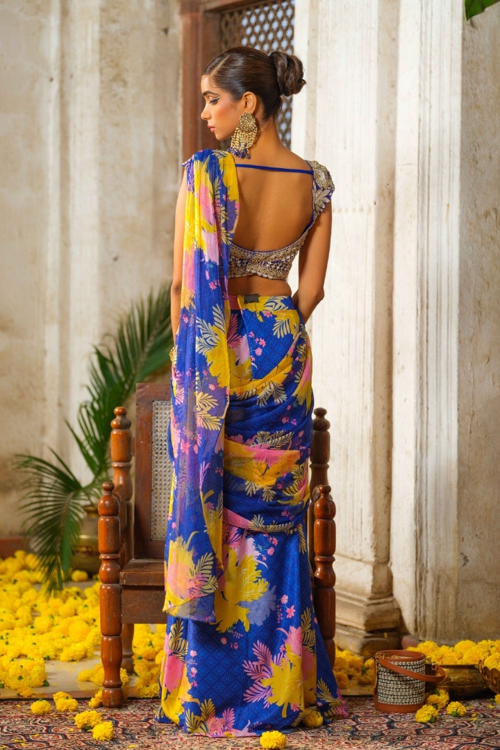 Neela classic draped saree set