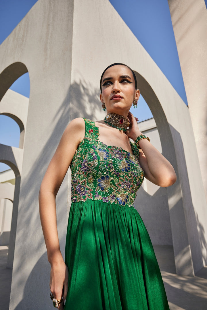Rasa Gown
