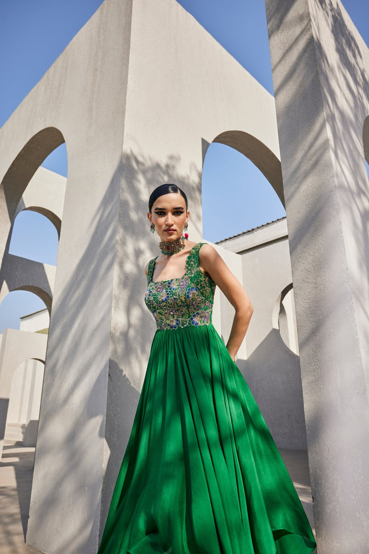 Rasa Gown