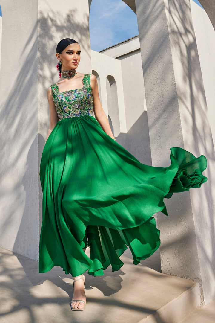 Rasa Gown