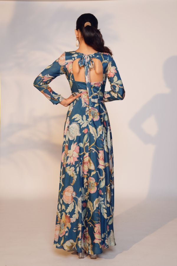 neeli gown