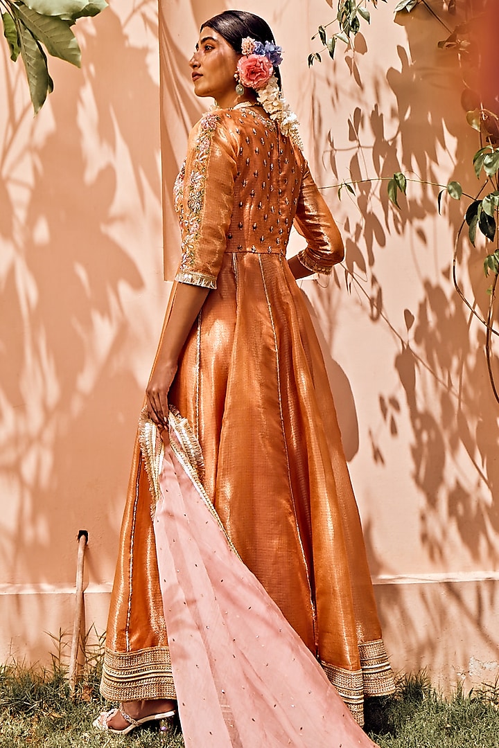 Gendha Anarkali Set